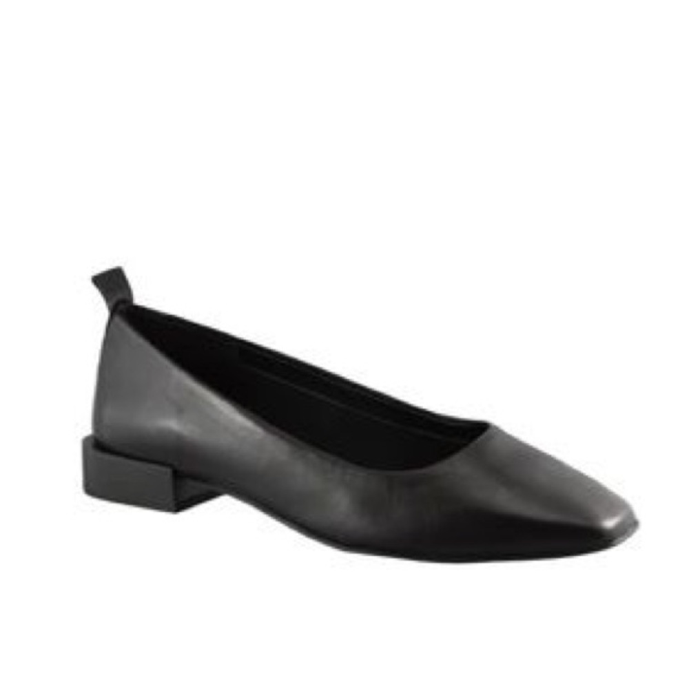 Essex Ballet Flat